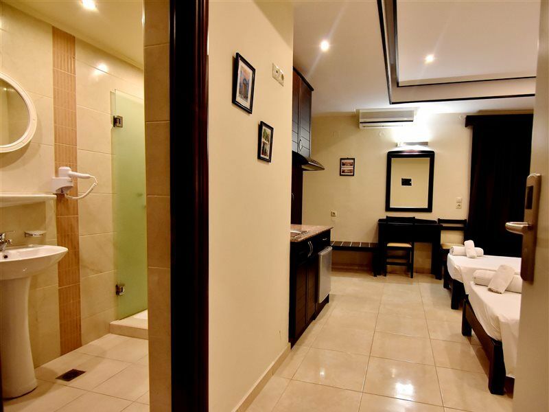 24 Seven Boutique Hotel ماليا المظهر الخارجي الصورة